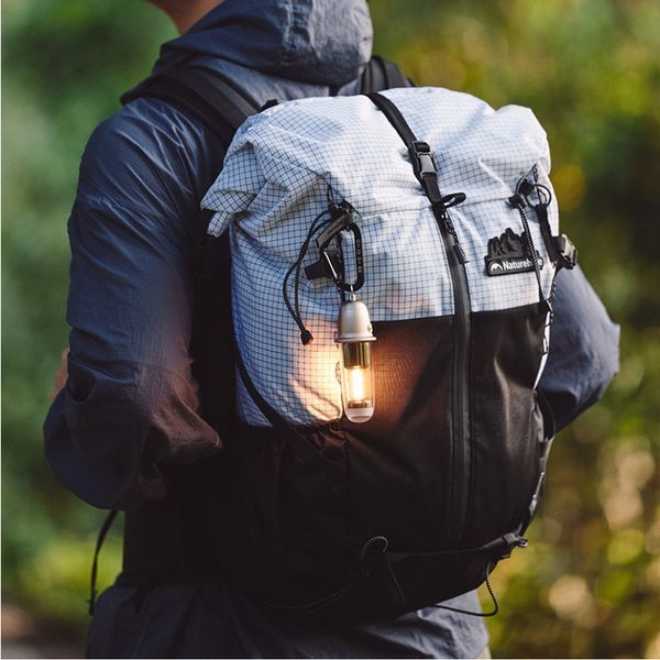 Ліхтар кемпінговий Naturehike CNK2350ZM010, 118х39мм, чорний 6977465867520 фото