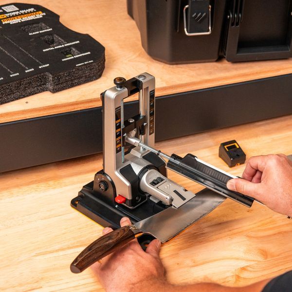 Work Sharp Точилка механічна Professional Precision Adjust Elite Knife Sharpener WSBCHPAJ-PRO-ELT-I фото