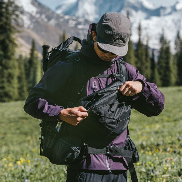 Рюкзак туристичний Naturehike Helium CNK2450XB014, 70 л, чорний, L 6975641883883 фото
