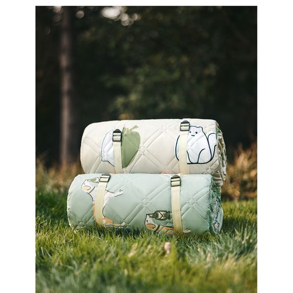 Килимок для пікніка водостійкий Naturehike CNK2350WS010, 210x240 см, світло-салатовий з принтом 6976507661713 фото