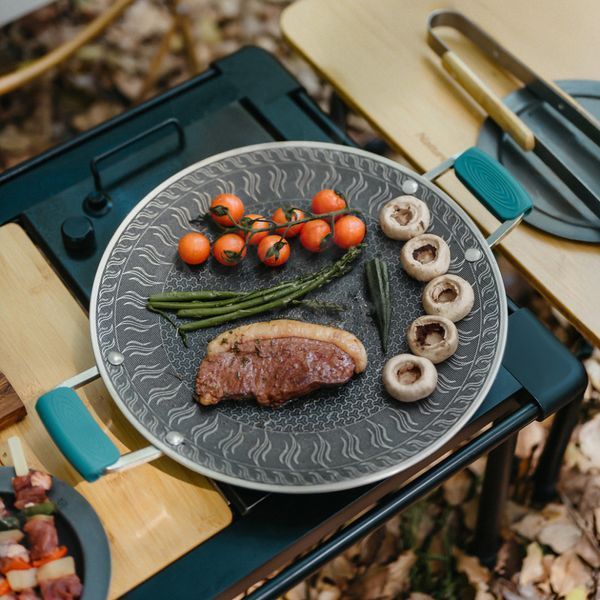 Сковорода з нержавіючої сталі з силіконовими ручками Naturehike CNK2550CF011, 34 х 34 см 6977465868534 фото
